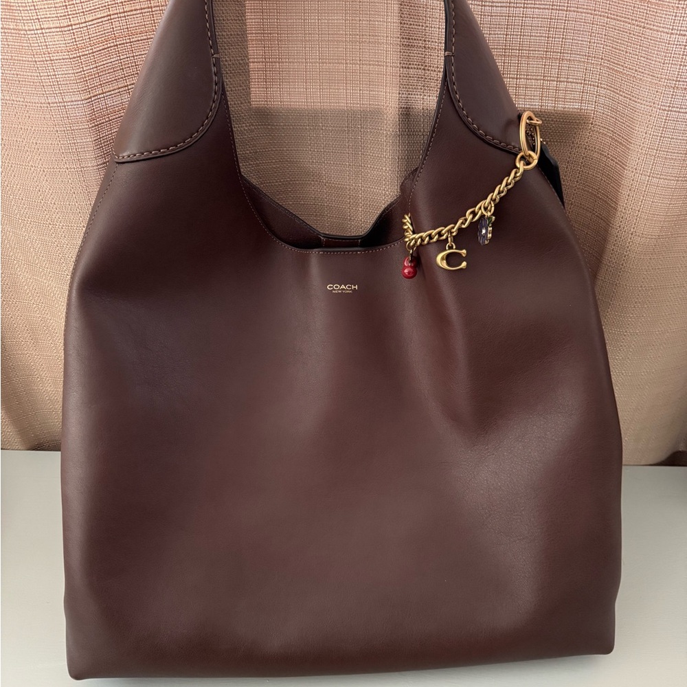 Viral Coach Brooklyn 39 Shoulder Bag